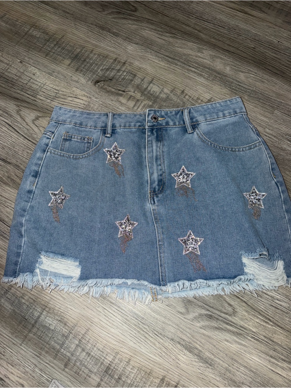 SHEIN Light Blue Denim Mini Skirt with Star Sequin Embellishments